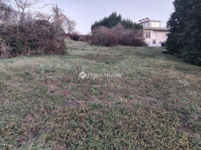 Eladó telek, Pécsett 24.99 M Ft / költözzbe.hu