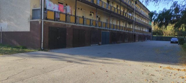 Kiadó garázs, Salgótarjánban 19 E Ft / hó