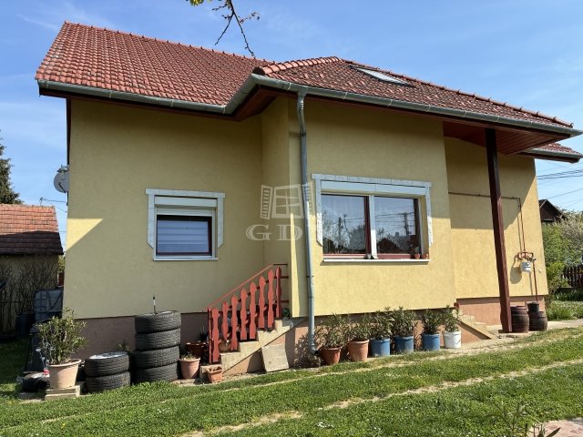 Eladó családi ház, Gellénházán 63.9 M Ft, 4 szobás