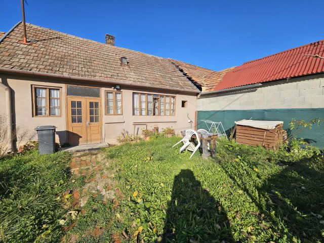 Eladó téglalakás, Nagyalásonyon 5.9 M Ft, 1 szobás