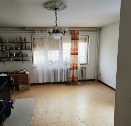 Eladó családi ház, Budapesten, XV. kerületben 110 M Ft, 6 szobás