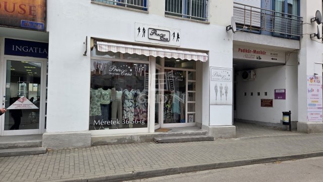 Kiadó üzlethelyiség, Székesfehérvárott 180 E Ft / hó