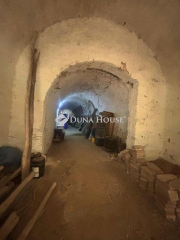 Eladó mezogazdasagi ingatlan, Szilágyon 150 M Ft