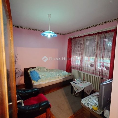 Eladó családi ház, Pilisen 89.5 M Ft, 4 szobás