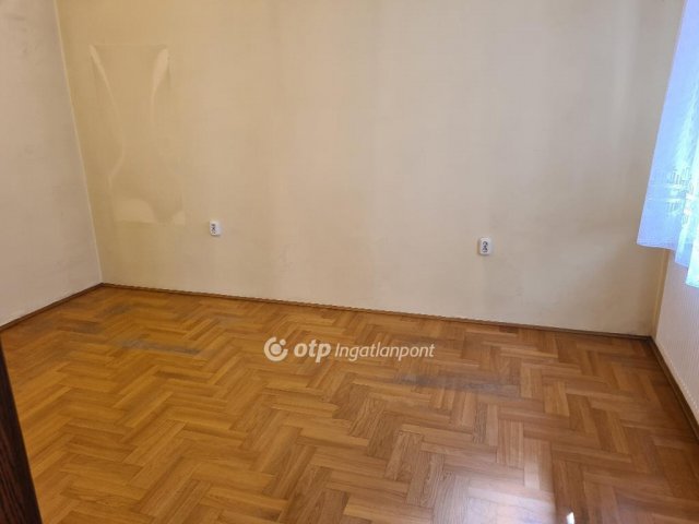 Eladó iroda, Budapesten, IX. kerületben 63.9 M Ft