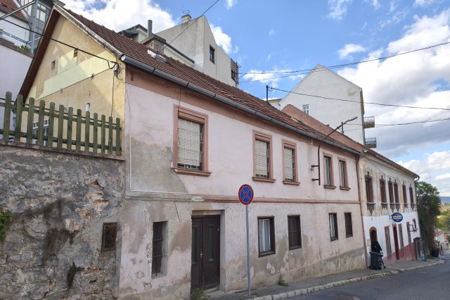 Eladó családi ház, Veszprémben, Buhim utcában 89.9 M Ft