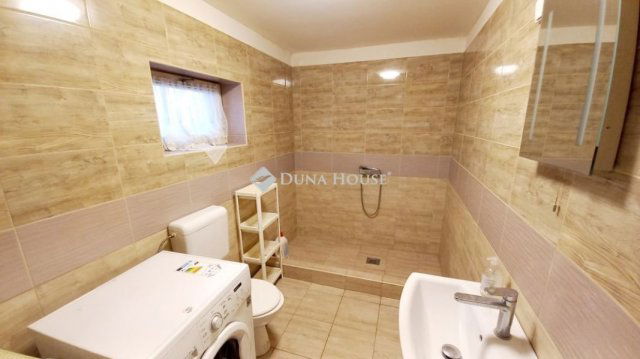 Eladó családi ház, Nagykőrösön 33 M Ft, 3 szobás