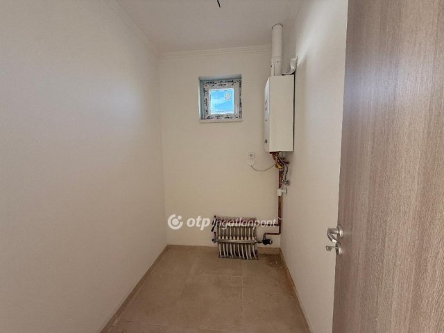 Eladó családi ház, Ráckevén 87.9 M Ft, 4 szobás