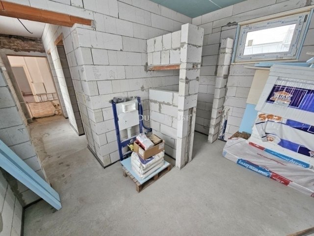 Eladó családi ház, Budapesten, XVIII. kerületben 89.98 M Ft