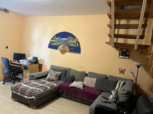 Eladó téglalakás, Szegeden 95 M Ft, 3+1 szobás