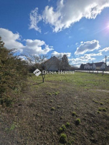 Eladó telek, Ercsiben, Bethlen Gábor utcában 11.5 M Ft