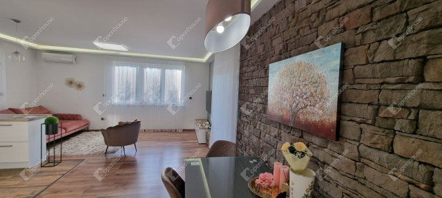 Eladó családi ház, Győrzámolyon 104 M Ft, 5 szobás