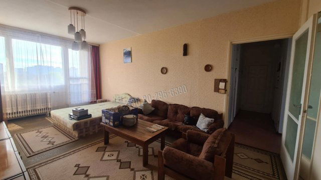 Eladó panellakás, Dunaújvárosban, Római körúton 31.5 M Ft