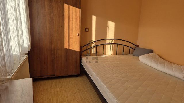 Eladó téglalakás, Budapesten, III. kerületben 75.9 M Ft