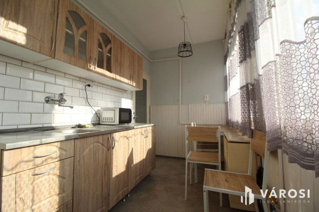 Eladó panellakás, Salgótarjánban 16.99 M Ft, 2+1 szobás