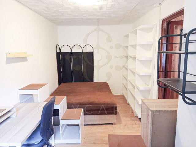 Eladó családi ház, Rácalmáson 16 M Ft, 1 szobás