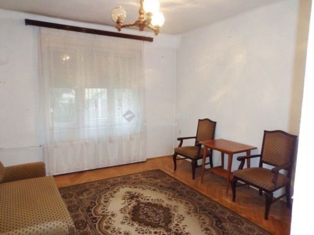 Eladó családi ház, Budapesten, XVIII. kerületben 109 M Ft