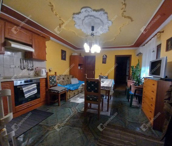 Eladó családi ház, Debrecenben 58.9 M Ft, 2 szobás