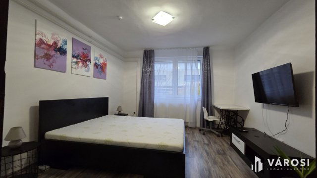 Eladó családi ház, Debrecenben 85 M Ft, 2 szobás