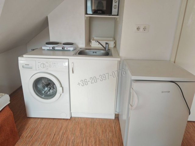 Kiadó téglalakás, albérlet, Győrött 142 E Ft / hó, 1 szobás