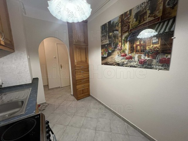 Eladó panellakás, Móron 45 M Ft, 2 szobás / költözzbe.hu