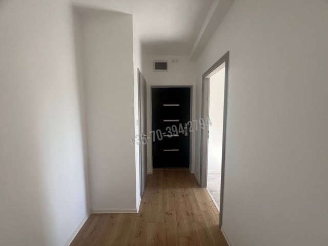 Eladó téglalakás, Tatabányán 44.9 M Ft, 2+1 szobás