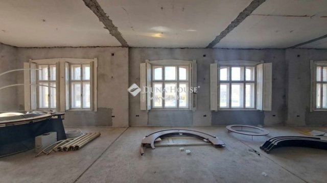 Eladó családi ház, Hódmezővásárhelyen 99.9 M Ft, 2 szobás