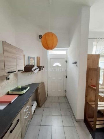 Eladó téglalakás, Budapesten, IV. kerületben 37.5 M Ft, 1 szobás