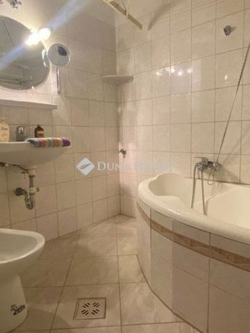 Eladó családi ház, Budapesten, XIX. kerületben 88.8 M Ft