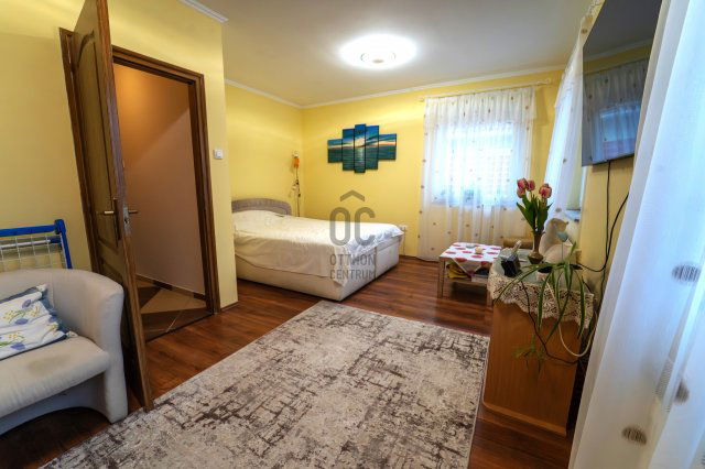 Eladó ikerház, Debrecenben 99.5 M Ft, 3 szobás