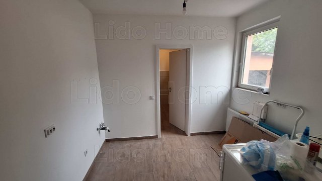 Eladó családi ház, Siófokon 160 M Ft, 14 szobás