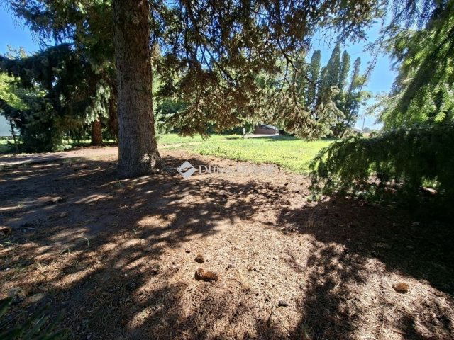 Eladó nyaraló, Siófokon 79.9 M Ft, 4 szobás