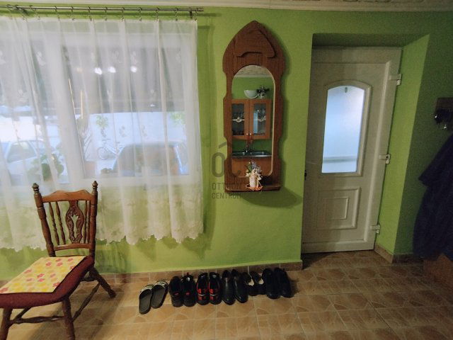 Eladó családi ház, Nagykőrösön 32.9 M Ft, 2 szobás