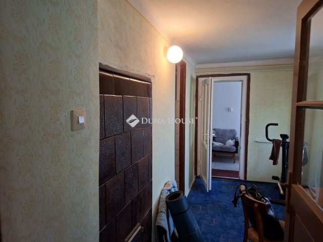 Eladó családi ház, Mezőszilason 14 M Ft, 3 szobás