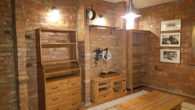 Eladó téglalakás, Nyíregyházán 45.9 M Ft, 3 szobás