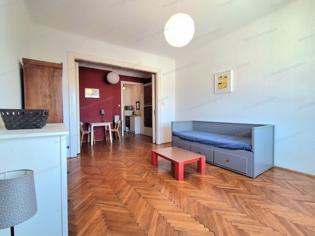 Eladó téglalakás, Budapesten, XIII. kerületben, Pannónia utcában