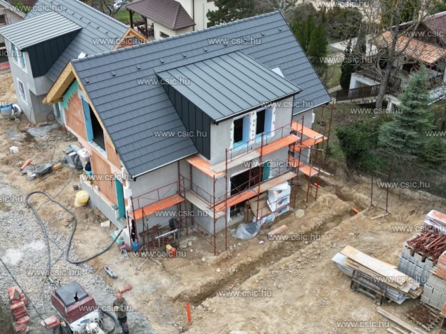 Eladó ikerház, Pilisborosjenőn 169 M Ft, 3+2 szobás