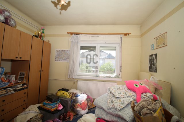 Eladó családi ház, Nagytarcsán 89.9 M Ft, 3 szobás
