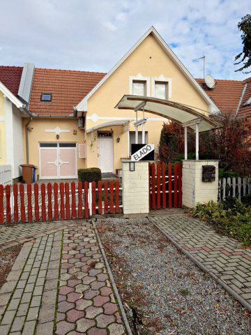 Eladó családi ház, Békéscsabán 79.9 M Ft, 4+2 szobás