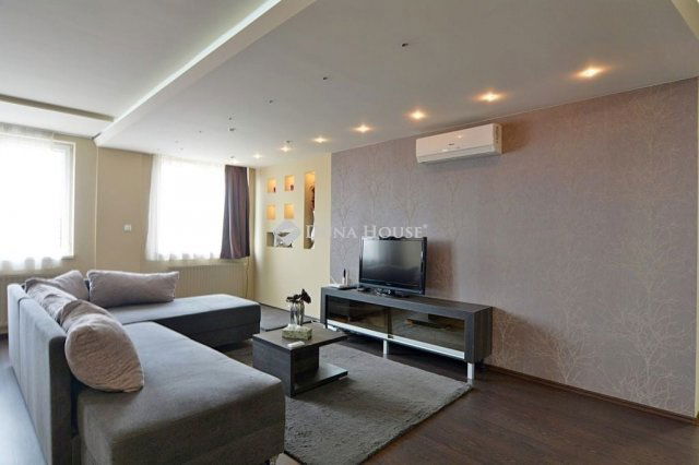 Kiadó téglalakás, albérlet, Kecskeméten 300 E Ft / hó