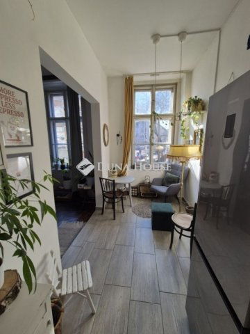 Eladó téglalakás, Budapesten, VIII. kerületben 99.9 M Ft