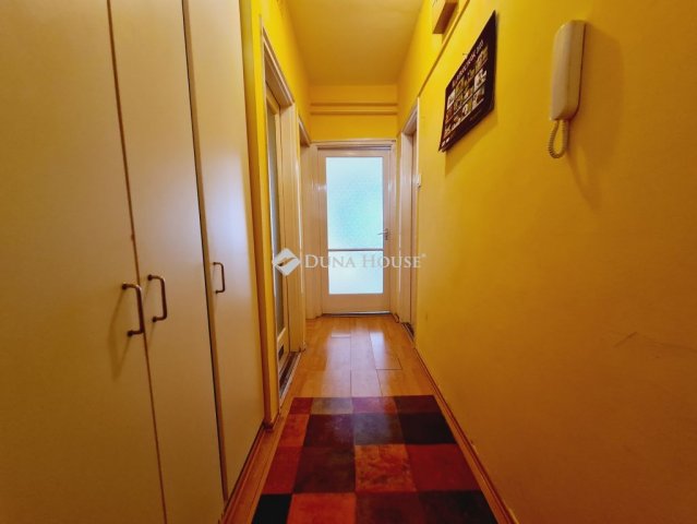 Kiadó téglalakás, albérlet, Békéscsabán 95 E Ft / hó