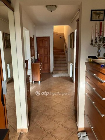 Eladó ikerház, Dunakeszin 159 M Ft, 4+1 szobás