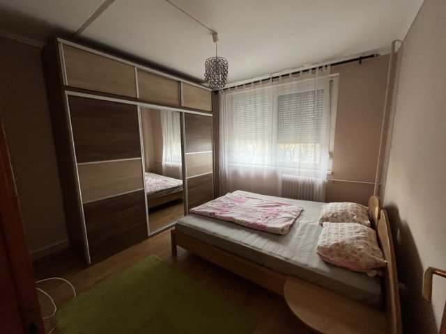 Kiadó panellakás, albérlet, Tiszaújvárosban, Szent István úton