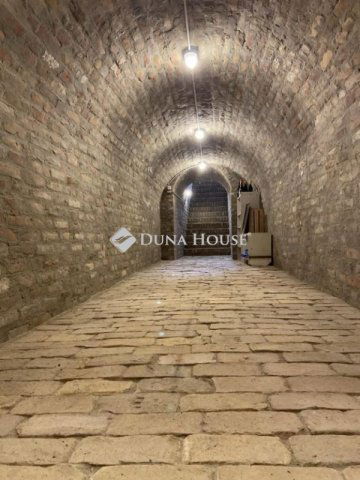 Eladó családi ház, Szekszárdon 25.9 M Ft, 3 szobás