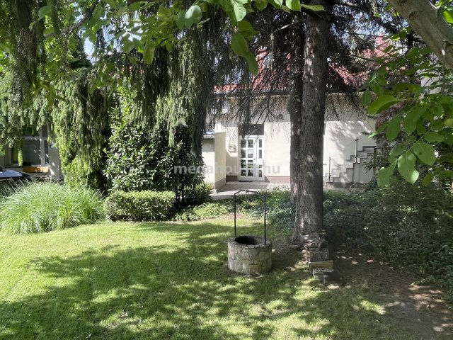 Eladó iroda, Budapesten, XI. kerületben 649 M Ft