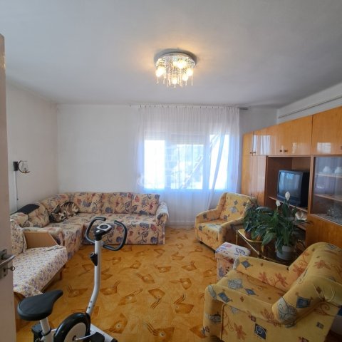 Eladó családi ház, Balatonkenesén 79 M Ft, 3 szobás
