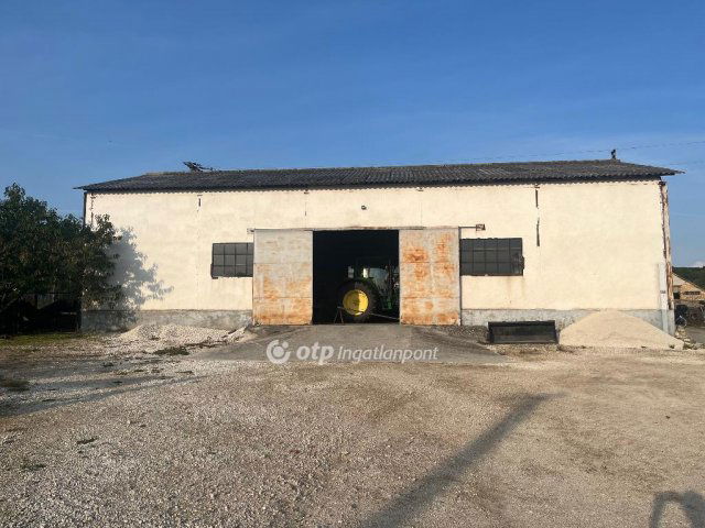 Eladó ipari ingatlan, Sáskán 45 M Ft / költözzbe.hu