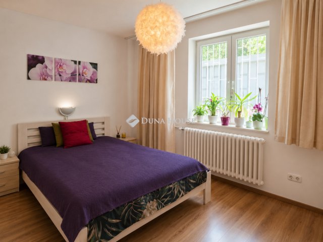 Eladó téglalakás, Budapesten, II. kerületben 72 M Ft, 2 szobás