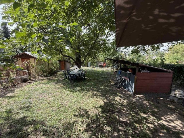 Eladó családi ház, Lakitelken 24.9 M Ft, 1 szobás